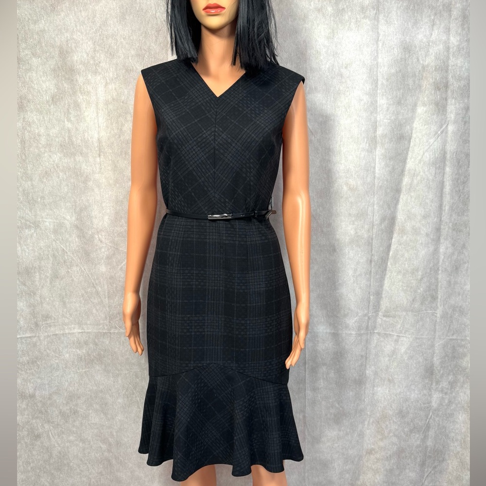 NWT - Elie Tahari Black Sleeveless Sheath Belted Dress with V-Neck